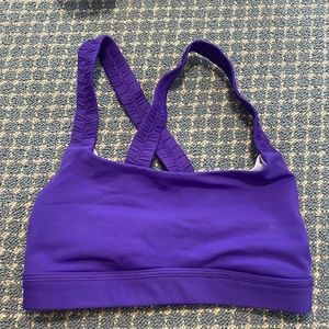 Lululemon sports bra